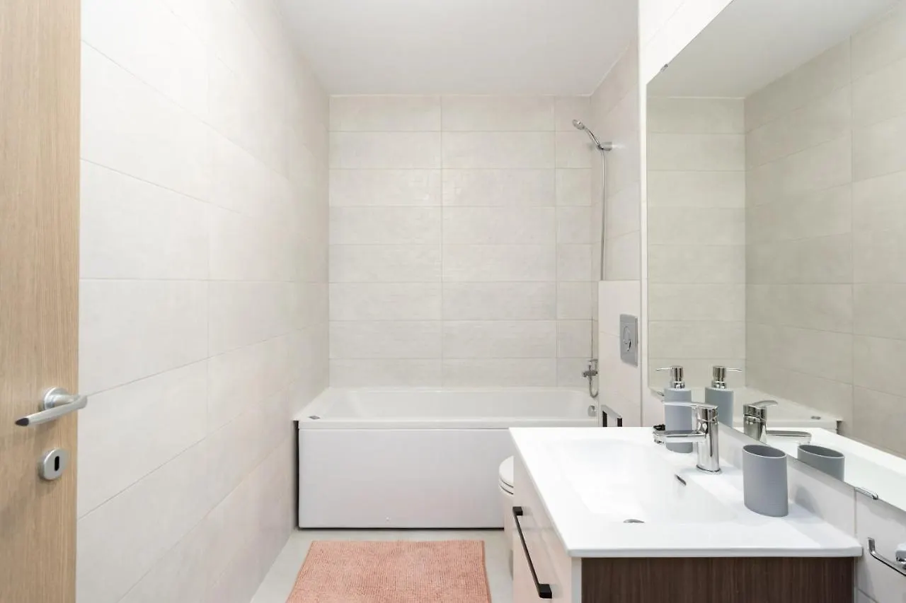 Kondo Studio I Roka Residence, Timpuri Noi Bucareste Apartamento